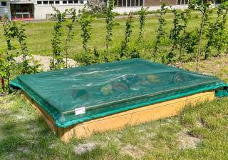 Sandkasten der Firma Rudolf Spielplatz, Spielplatzbauer, Spielplatzhersteller, Spielplatzgeräte, Schweiz