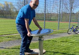 Geschicklichkeits Trainer der Firma Rudolf Spielplatz, Spielplatzbauer, Spielplatzhersteller, Spielplatzgeräte, Schweiz