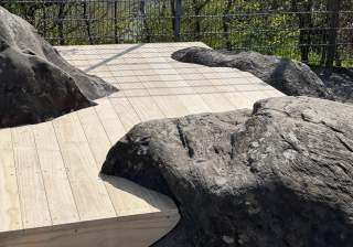 Lümmelplattform der Firma Rudolf Spielplatz, Spielplatzbauer, Spielplatzhersteller, Spielplatzgeräte, Schweiz