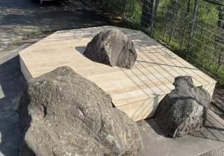 Lümmelplattform der Firma Rudolf Spielplatz, Spielplatzbauer, Spielplatzhersteller, Spielplatzgeräte, Schweiz